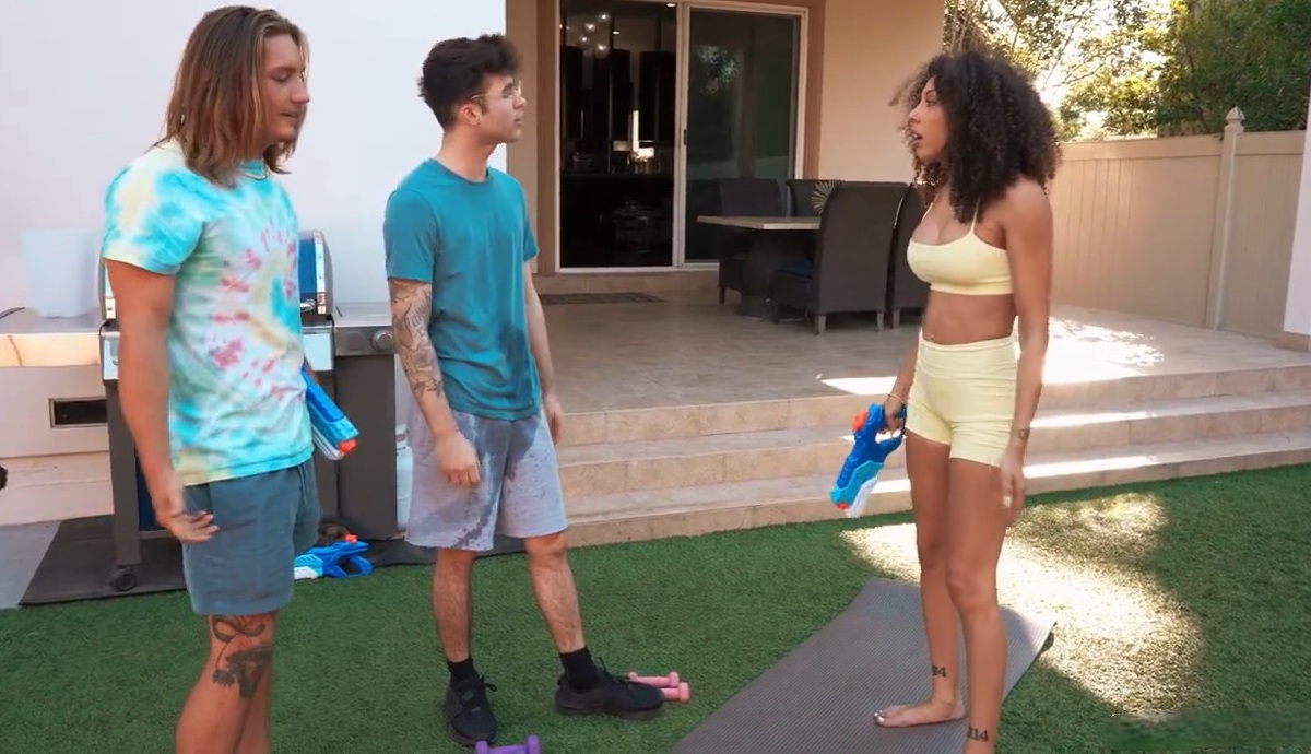 [RealityKings] Frecklemonade – Yoga Interrupted