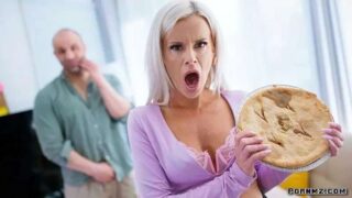 La Petite Ange Blonde American Tart Pornmz